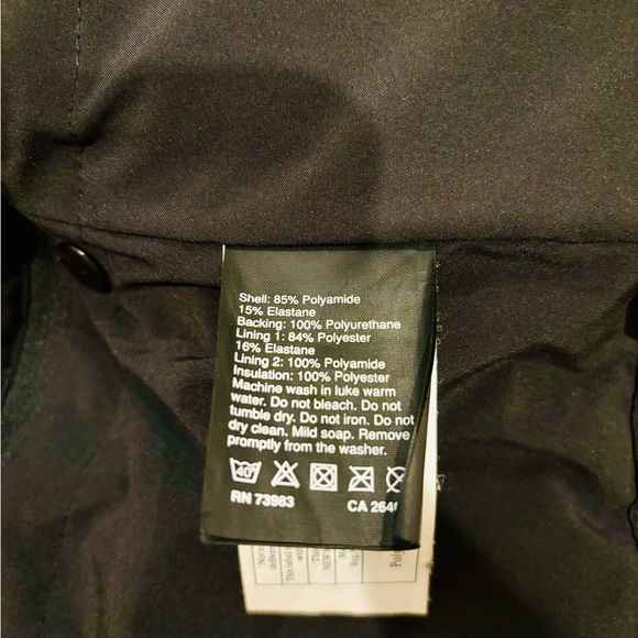 Helly Hansen Ski Jacket - Picture 11 of 16